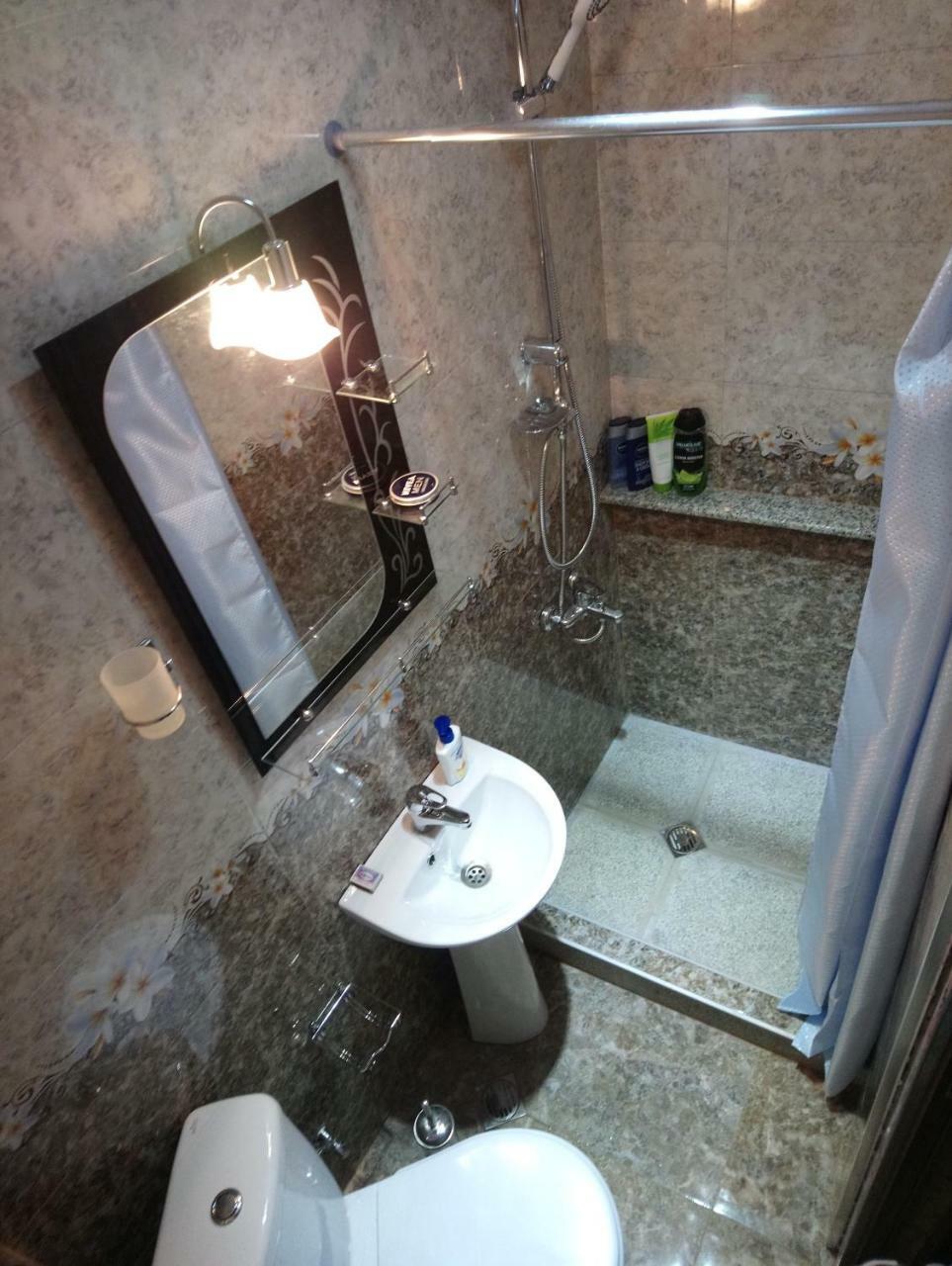 Guest House And Cellar Winery In Ortabatumi Batumi Georgia Екстериор снимка